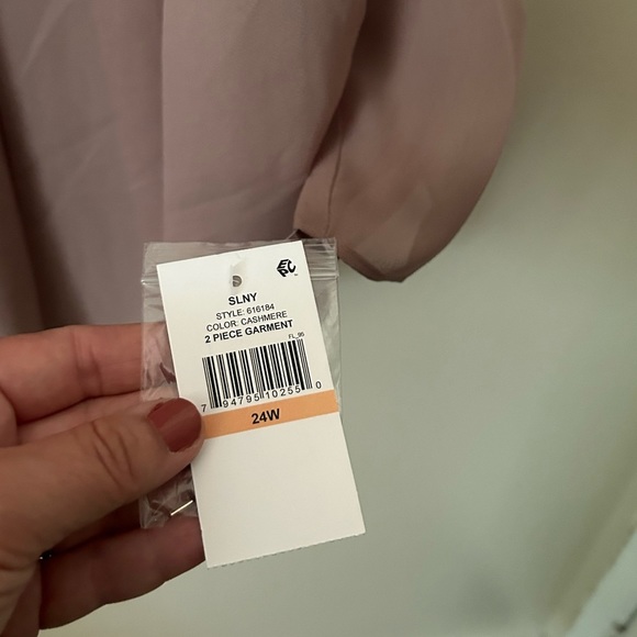 NWT 2 PC Women’s Rose Pink Formal Flowy Tiered Plus Dress and Jacket 24W 3X - Picture 6 of 16